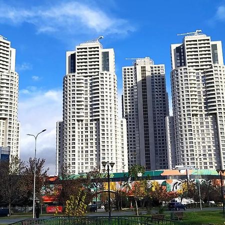18Th & 16H Floor Secure Luxury Condos With Pool & Fitness Included In Price Скопье Экстерьер фото