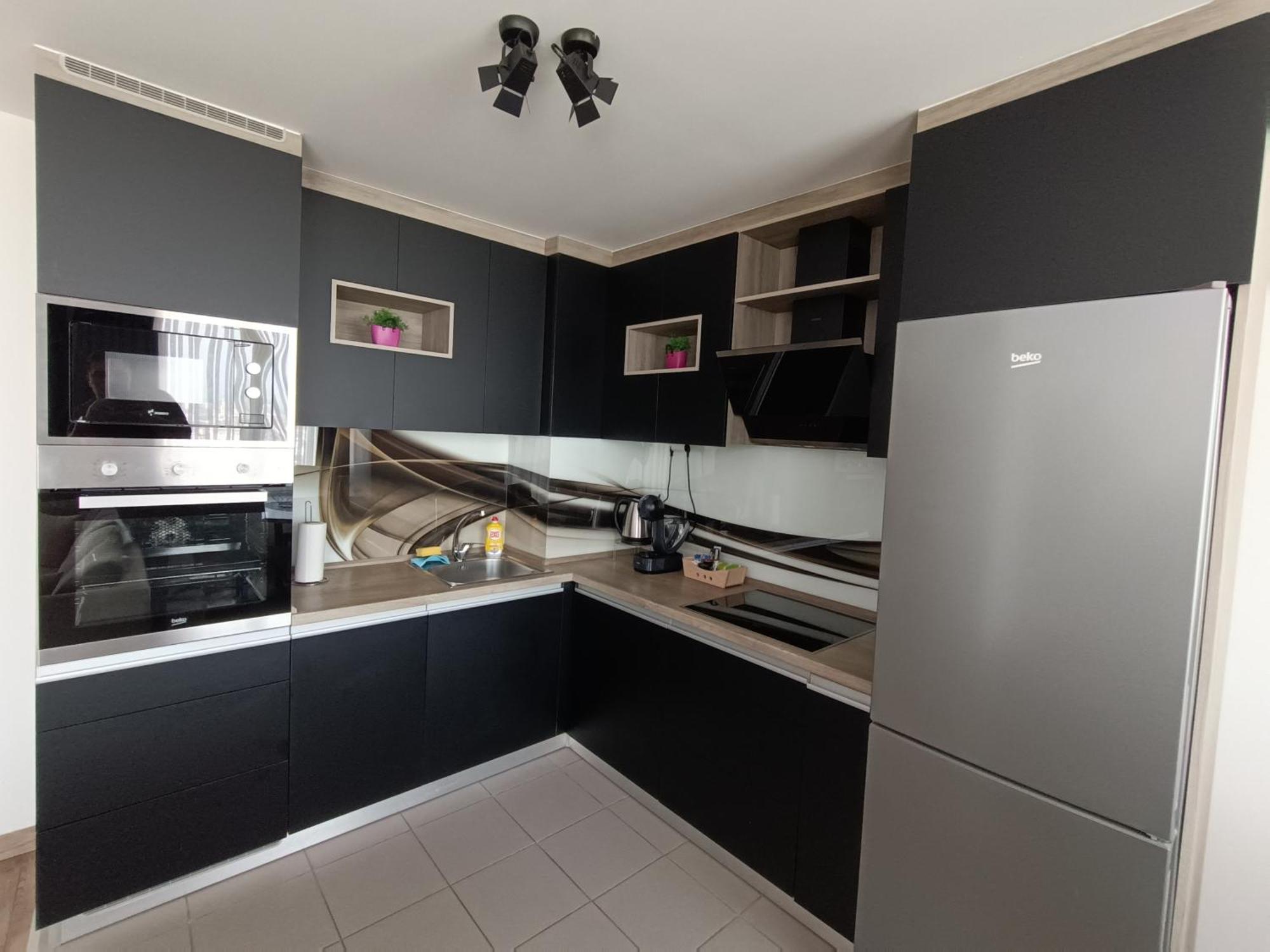 18Th & 16H Floor Secure Luxury Condos With Pool & Fitness Included In Price Скопье Экстерьер фото