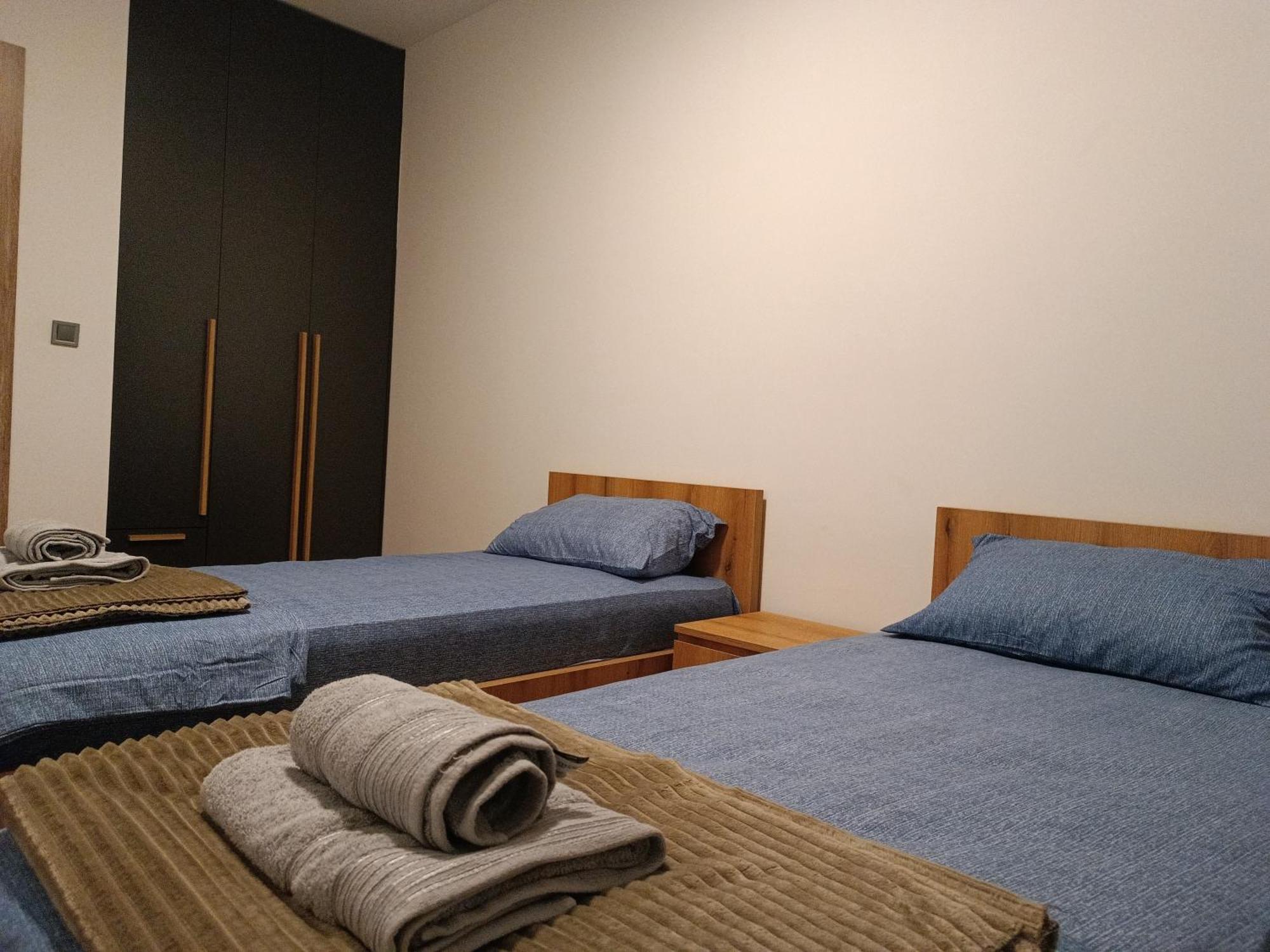 18Th & 16H Floor Secure Luxury Condos With Pool & Fitness Included In Price Скопье Экстерьер фото